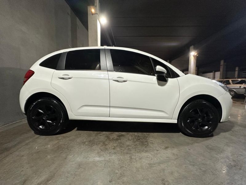 Citroen C3 1.2 PURE TECH FLEX TENDANCE MANUAL 2016/2017 CARRO AUTOMARCAS CAXIAS DO SUL / Carros no Vale