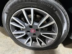 Fiat BRAVO 1.8 ESSENCE 16V FLEX 4P MANUAL 2014/2014 CARRO AUTOMARCAS CAXIAS DO SUL / Carros no Vale