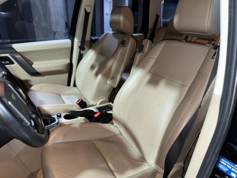 Land Rover FREELANDER 2 3.2 HSE V6 24V GASOLINA 4P AUTOMÁTICO 2010/2010 CARRO AUTOMARCAS CAXIAS DO SUL / Carros no Vale Land Rover FREELANDER 2 3.2 HSE V6 24V GASOLINA 4P AUTOMÁTICO 2010/2010 CARRO AUTOMARCAS CAXIAS DO SUL / Carros no Vale