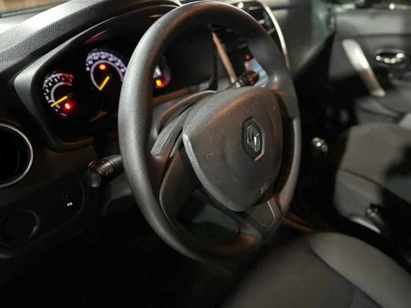 Renault SANDERO 1.6 EXPRESSION 8V FLEX 4P MANUAL 2015/2015 CARRO AUTOMARCAS CAXIAS DO SUL / Carros no Vale
