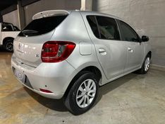 Renault SANDERO 1.6 EXPRESSION 8V FLEX 4P MANUAL 2015/2015 CARRO AUTOMARCAS CAXIAS DO SUL / Carros no Vale