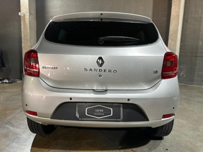 Renault SANDERO 1.6 EXPRESSION 8V FLEX 4P MANUAL 2015/2015 CARRO AUTOMARCAS CAXIAS DO SUL / Carros no Vale
