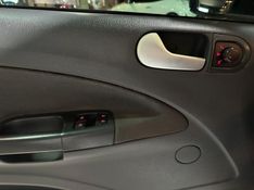 Volkswagen GOL 1.0 MI 8V FLEX 4P MANUAL G.VI 2013/2014 CARRO AUTOMARCAS CAXIAS DO SUL / Carros no Vale