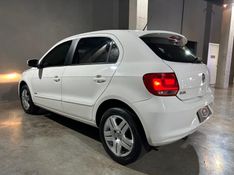 Volkswagen GOL 1.0 MI 8V FLEX 4P MANUAL G.VI 2013/2014 CARRO AUTOMARCAS CAXIAS DO SUL / Carros no Vale