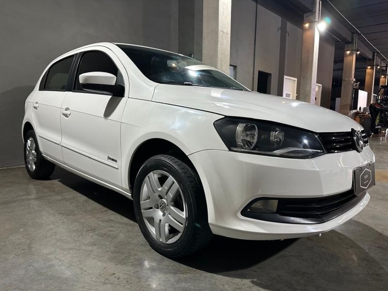Volkswagen GOL 1.0 MI 8V FLEX 4P MANUAL G.VI 2013/2014 CARRO AUTOMARCAS CAXIAS DO SUL / Carros no Vale