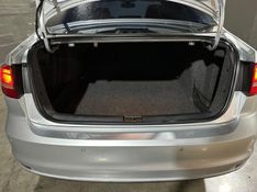 Volkswagen JETTA 2.0 COMFORTLINE FLEX 4P TIPTRONIC 2015/2015 CARRO AUTOMARCAS CAXIAS DO SUL / Carros no Vale