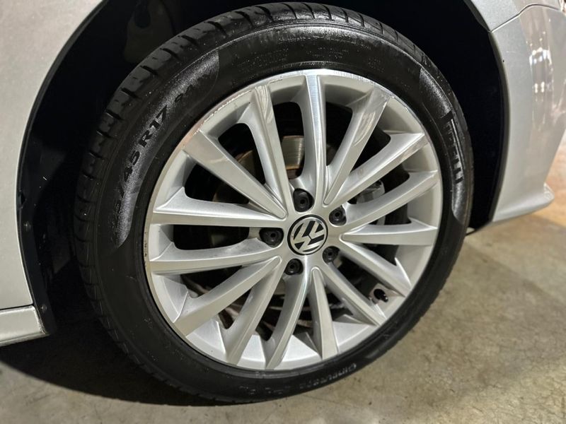 Volkswagen JETTA 2.0 COMFORTLINE FLEX 4P TIPTRONIC 2015/2015 CARRO AUTOMARCAS CAXIAS DO SUL / Carros no Vale Volkswagen JETTA 2.0 COMFORTLINE FLEX 4P TIPTRONIC 2015/2015 CARRO AUTOMARCAS CAXIAS DO SUL / Carros no Vale