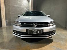 Volkswagen JETTA 2.0 COMFORTLINE FLEX 4P TIPTRONIC 2015/2015 CARRO AUTOMARCAS CAXIAS DO SUL / Carros no Vale