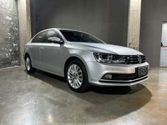 Volkswagen JETTA 2.0 COMFORTLINE FLEX 4P TIPTRONIC 2015/2015 CARRO AUTOMARCAS CAXIAS DO SUL / Carros no Vale
