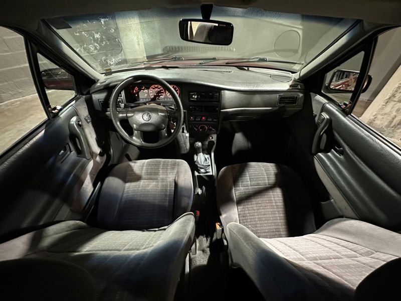 Volkswagen SANTANA 2.0 MI 8V GASOLINA 4P MANUAL 1996/1997 CARRO AUTOMARCAS CAXIAS DO SUL / Carros no Vale Volkswagen SANTANA 2.0 MI 8V GASOLINA 4P MANUAL 1996/1997 CARRO AUTOMARCAS CAXIAS DO SUL / Carros no Vale