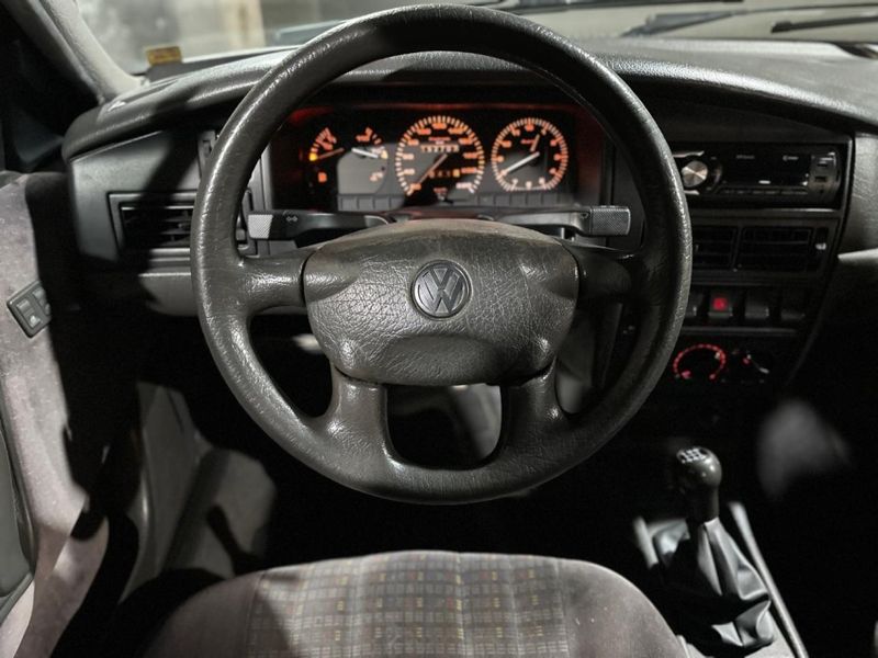 Volkswagen SANTANA 2.0 MI 8V GASOLINA 4P MANUAL 1996/1997 CARRO AUTOMARCAS CAXIAS DO SUL / Carros no Vale Volkswagen SANTANA 2.0 MI 8V GASOLINA 4P MANUAL 1996/1997 CARRO AUTOMARCAS CAXIAS DO SUL / Carros no Vale