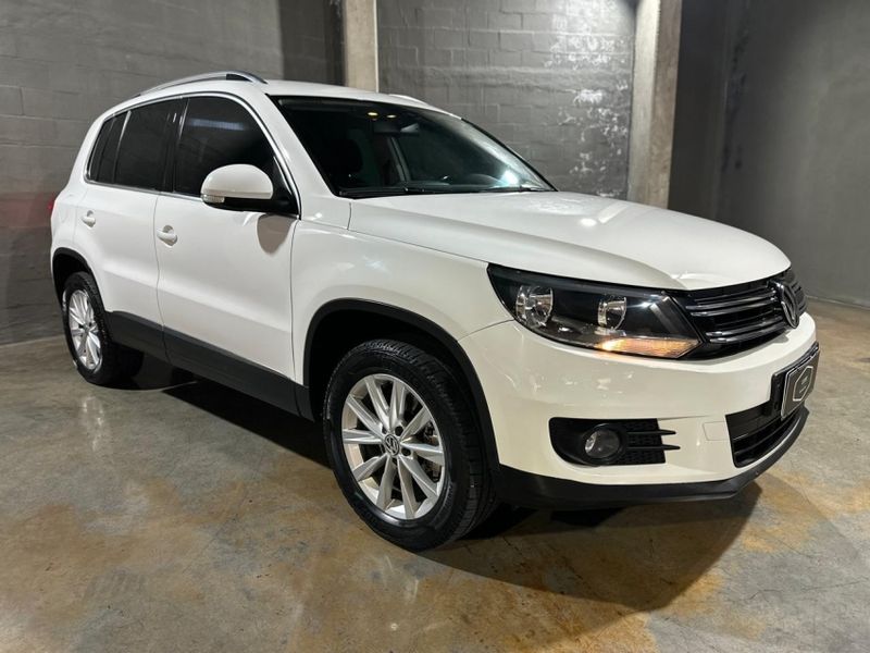 Volkswagen TIGUAN 2.0 TSI 16V TURBO GASOLINA 4P TIPTRONIC 2013/2014 CARRO AUTOMARCAS CAXIAS DO SUL / Carros no Vale Volkswagen TIGUAN 2.0 TSI 16V TURBO GASOLINA 4P TIPTRONIC 2013/2014 CARRO AUTOMARCAS CAXIAS DO SUL / Carros no Vale