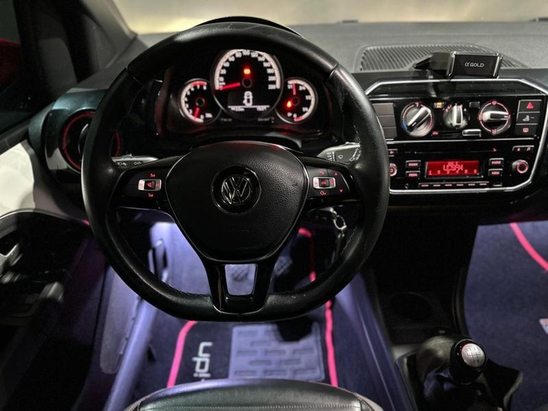 Volkswagen UP 1.0 TSI PEPPER 12V FLEX 4P MANUAL 2019/2019 CARRO AUTOMARCAS CAXIAS DO SUL / Carros no Vale
