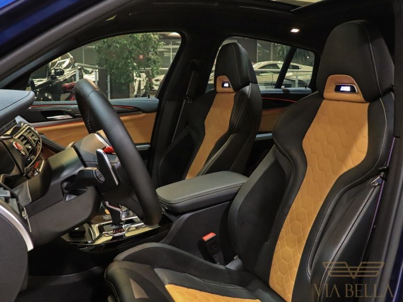 BMW X4 3.0 TWINPOWER GASOLINA M COMPETITION STEPTRONIC 2020/2020 VIA BELLA VEÍCULOS ESPECIAIS CAXIAS DO SUL / Carros no Vale
