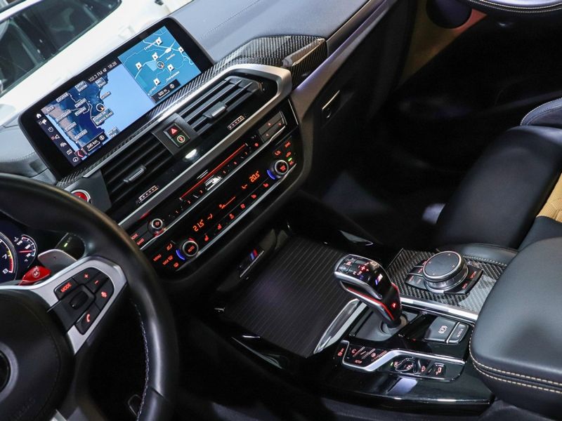 BMW X4 3.0 TWINPOWER GASOLINA M COMPETITION STEPTRONIC 2020/2020 VIA BELLA VEÍCULOS ESPECIAIS CAXIAS DO SUL / Carros no Vale