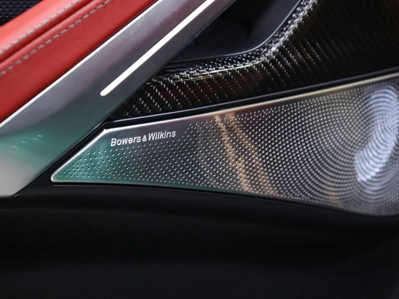 BMW X6 4.4 V8 BITURBO GASOLINA M COMPETITION AUTOMÁTICO 2023/2024 VIA BELLA VEÍCULOS ESPECIAIS CAXIAS DO SUL / Carros no Vale