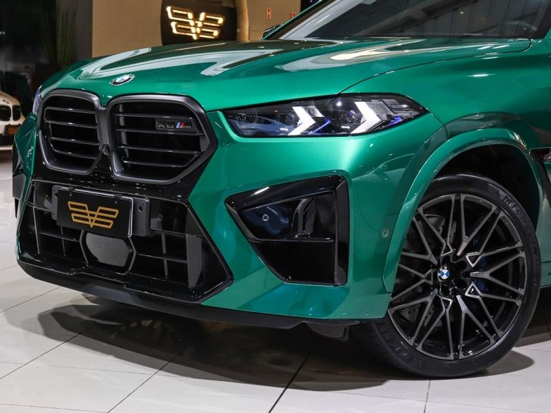 BMW X6 4.4 V8 BITURBO GASOLINA M COMPETITION AUTOMÁTICO 2023/2024 VIA BELLA VEÍCULOS ESPECIAIS CAXIAS DO SUL / Carros no Vale