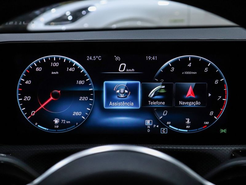 Mercedes-Benz A 250 2.0 CGI GASOLINA VISION 7G-DCT 2019/2020 VIA BELLA VEÍCULOS ESPECIAIS CAXIAS DO SUL / Carros no Vale
