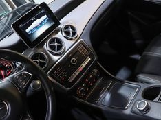 Mercedes-Benz GLA 200 1.6 CGI FLEX ADVANCE 7G-DCT 2017/2018 VIA BELLA VEÍCULOS ESPECIAIS CAXIAS DO SUL / Carros no Vale