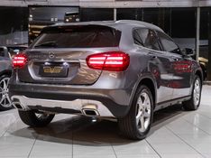 Mercedes-Benz GLA 200 1.6 CGI FLEX ADVANCE 7G-DCT 2017/2018 VIA BELLA VEÍCULOS ESPECIAIS CAXIAS DO SUL / Carros no Vale