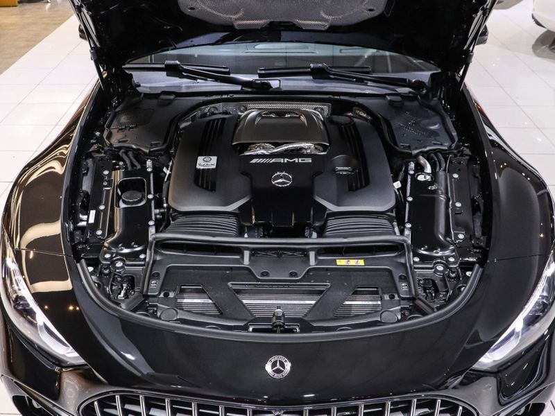 Mercedes-Benz SL 63 AMG 4.0 V8 TURBO GASOLINA ROADSTER 4MATIC+ SPEEDSHIFT 2022/2022 VIA BELLA VEÍCULOS ESPECIAIS CAXIAS DO SUL / Carros no Vale