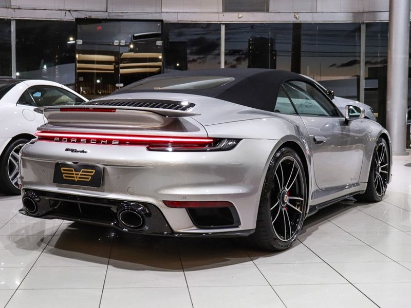 Porsche 911 3.8 24V H6 GASOLINA TURBO CABRIOLET PDK 2023/2024 VIA BELLA VEÍCULOS ESPECIAIS CAXIAS DO SUL / Carros no Vale