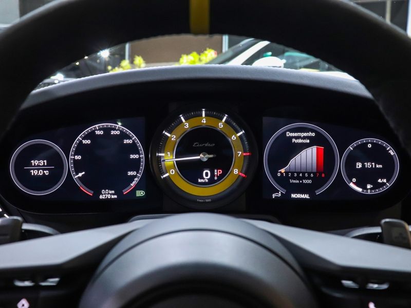 Porsche 911 3.8 24V H6 GASOLINA TURBO PDK 2021/2021 VIA BELLA VEÍCULOS ESPECIAIS CAXIAS DO SUL / Carros no Vale