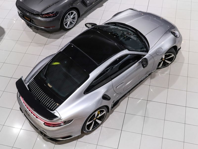 Porsche 911 3.8 24V H6 GASOLINA TURBO PDK 2021/2021 VIA BELLA VEÍCULOS ESPECIAIS CAXIAS DO SUL / Carros no Vale
