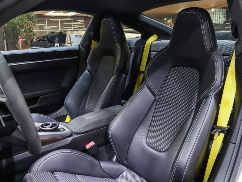 Porsche 911 3.8 24V H6 GASOLINA TURBO PDK 2021/2021 VIA BELLA VEÍCULOS ESPECIAIS CAXIAS DO SUL / Carros no Vale