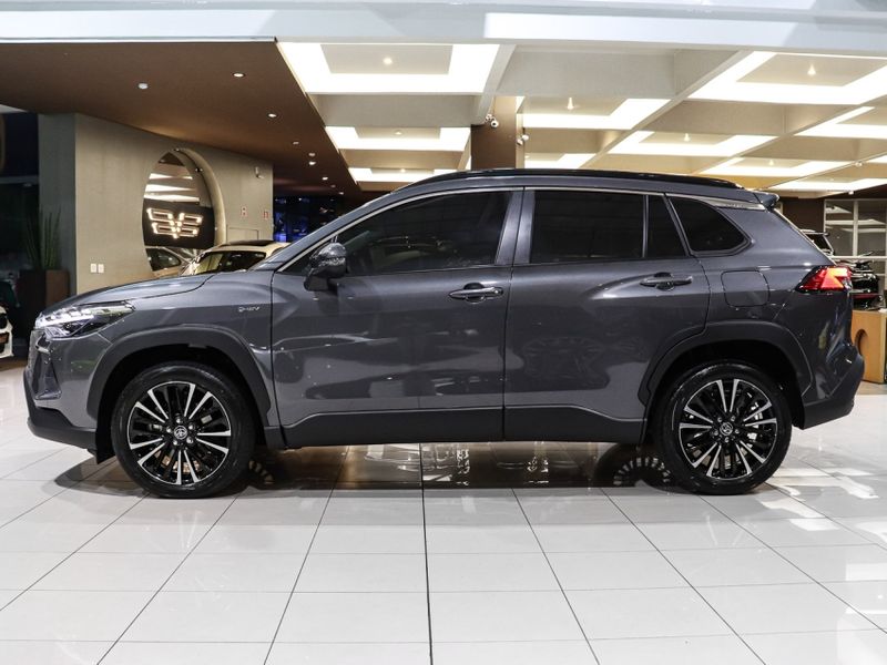 Toyota COROLLA CROSS 1.8 VVT-I HYBRID FLEX XRX CVT 2024/2025 VIA BELLA VEÍCULOS ESPECIAIS CAXIAS DO SUL / Carros no Vale