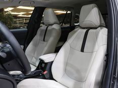 Toyota COROLLA CROSS 1.8 VVT-I HYBRID FLEX XRX CVT 2024/2025 VIA BELLA VEÍCULOS ESPECIAIS CAXIAS DO SUL / Carros no Vale