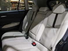 Toyota COROLLA CROSS 1.8 VVT-I HYBRID FLEX XRX CVT 2024/2025 VIA BELLA VEÍCULOS ESPECIAIS CAXIAS DO SUL / Carros no Vale