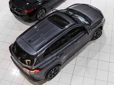 Toyota COROLLA CROSS 1.8 VVT-I HYBRID FLEX XRX CVT 2024/2025 VIA BELLA VEÍCULOS ESPECIAIS CAXIAS DO SUL / Carros no Vale