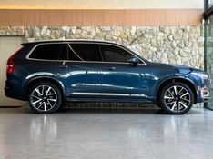 Volvo XC90 2.0 T8 RECHARGE ULTIMATE AWD GEARTRONIC 2022/2023 VIA BELLA VEÍCULOS ESPECIAIS CAXIAS DO SUL / Carros no Vale
