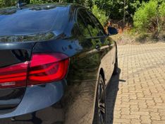 Bmw 320ia 2.0 Tb M Sport Activeflex 16v 2018/2018 COVEL VEICULOS ENCANTADO / Carros no Vale