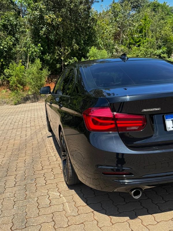 Bmw 320ia 2.0 Tb M Sport Activeflex 16v 2018/2018 COVEL VEICULOS ENCANTADO / Carros no Vale