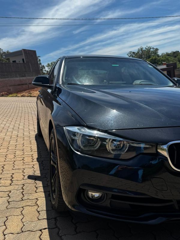 Bmw 320ia 2.0 Tb M Sport Activeflex 16v 2018/2018 COVEL VEICULOS ENCANTADO / Carros no Vale