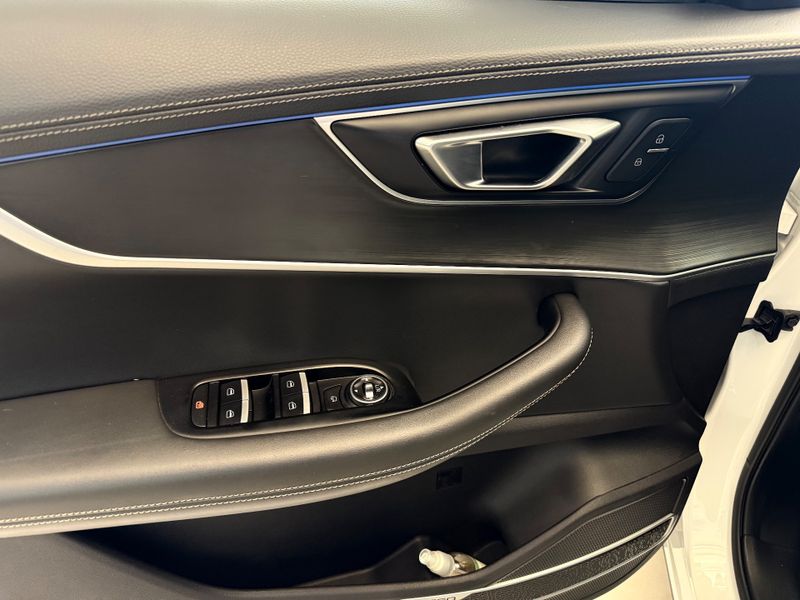 Caoa Chery Tiggo 8 Txs 1.6 Turbo Tgdi 2021/2022 COVEL VEICULOS ENCANTADO / Carros no Vale