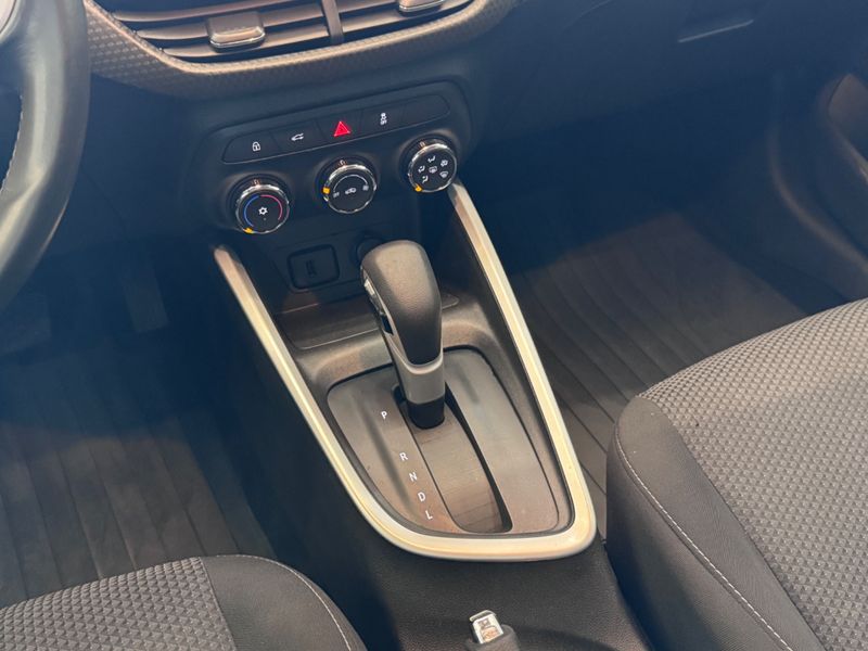 Chevrolet Onix Hatch Ltz 1.0 12v Tb 2022/2023 COVEL VEICULOS ENCANTADO / Carros no Vale Chevrolet Onix Hatch Ltz 1.0 12v Tb 2022/2023 COVEL VEICULOS ENCANTADO / Carros no Vale