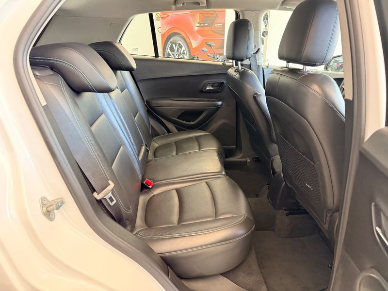 Chevrolet Tracker 1.8 Mpfi Ltz 4×2 16v 2015/2015 COVEL VEICULOS ENCANTADO / Carros no Vale