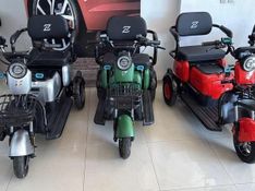 Conduzza Triciclo Sydney 2025/2025 COVEL VEICULOS ENCANTADO / Carros no Vale