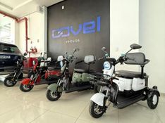 Conduzza Triciclo Sydney 2025/2025 COVEL VEICULOS ENCANTADO / Carros no Vale