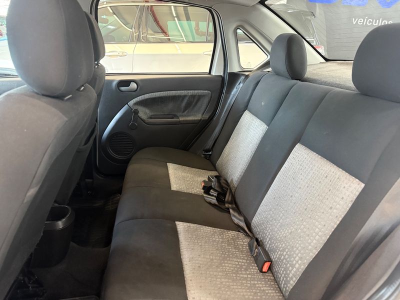 Ford Fiesta Sedan1.6flex 2012/2012 COVEL VEICULOS ENCANTADO / Carros no Vale