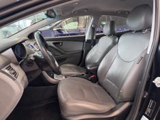 Hyundai Elantra Gls 1.8 16v 2012/2013 COVEL VEICULOS ENCANTADO / Carros no Vale
