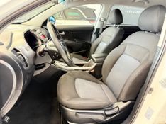 Kia Sportage 2.0 Lx 4×2 16v 2014/2015 COVEL VEICULOS ENCANTADO / Carros no Vale