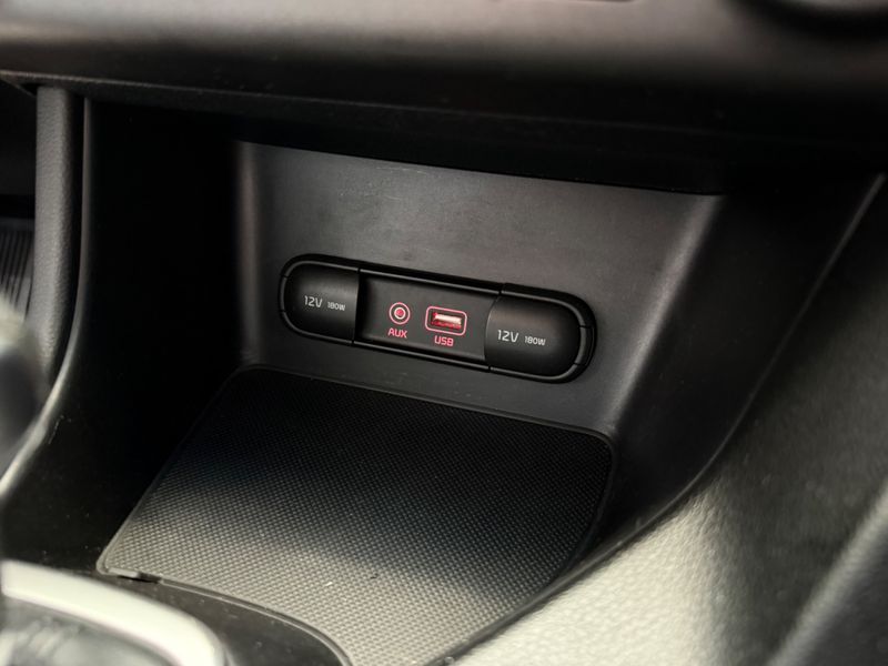 Kia Sportage 2.0 Lx 4×2 16v 2016/2017 COVEL VEICULOS ENCANTADO / Carros no Vale Kia Sportage 2.0 Lx 4×2 16v 2016/2017 COVEL VEICULOS ENCANTADO / Carros no Vale