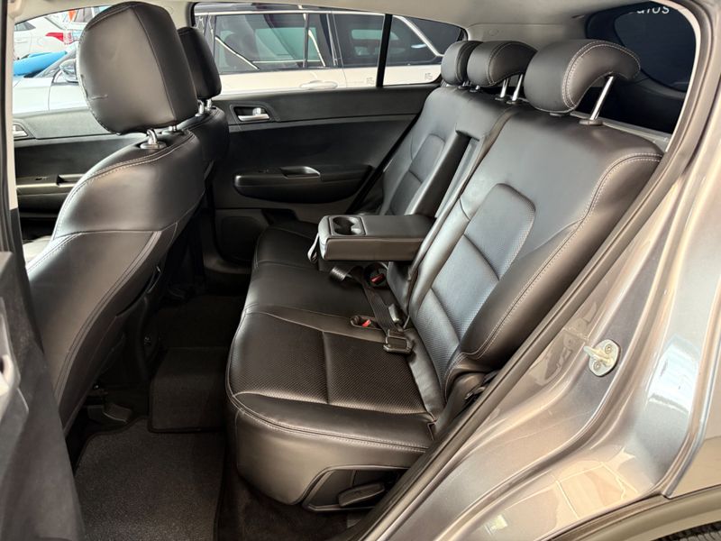 Kia Sportage 2.0 Lx 4×2 16v 2016/2017 COVEL VEICULOS ENCANTADO / Carros no Vale Kia Sportage 2.0 Lx 4×2 16v 2016/2017 COVEL VEICULOS ENCANTADO / Carros no Vale