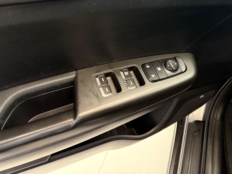 Kia Sportage 2.0 Lx 4×2 16v 2016/2017 COVEL VEICULOS ENCANTADO / Carros no Vale Kia Sportage 2.0 Lx 4×2 16v 2016/2017 COVEL VEICULOS ENCANTADO / Carros no Vale