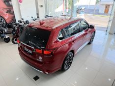 Mitsubishi Outlander Phev Hybrid 2.0 16v 4×4 2017/2018 COVEL VEICULOS ENCANTADO / Carros no Vale