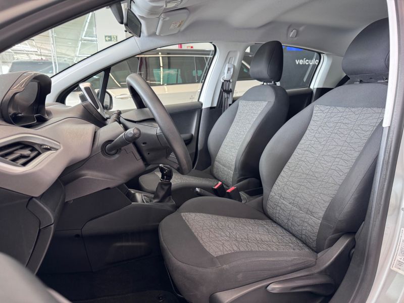 Peugeot 208 Active 2019/2020 COVEL VEICULOS ENCANTADO / Carros no Vale Peugeot 208 Active 2019/2020 COVEL VEICULOS ENCANTADO / Carros no Vale